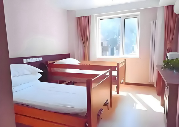 细节藏不住爱！白敬亭晒家意外暴露恋情？
